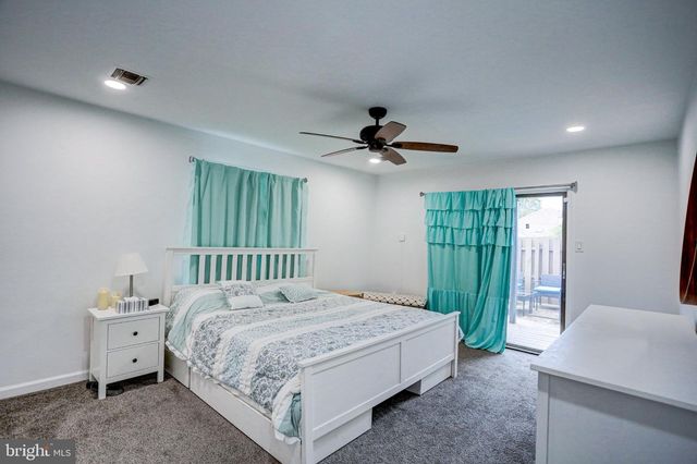 97 PALACE CT, Chalfont, PA 18914