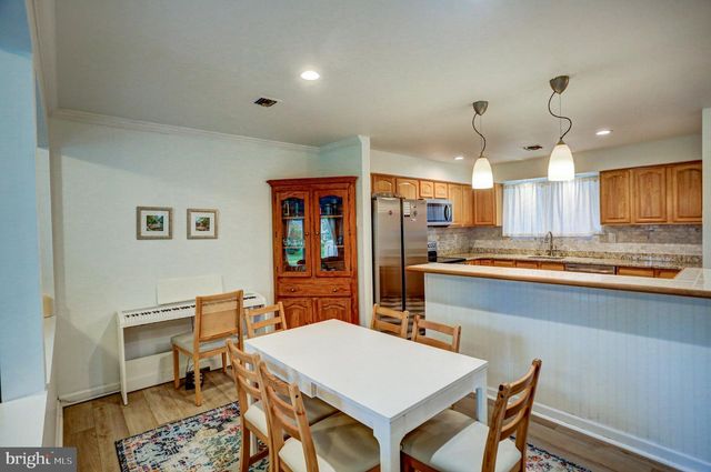 97 PALACE CT, Chalfont, PA 18914