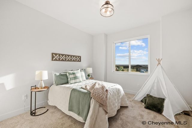 4015 FARTHING RD, Cheyenne, WY 82009