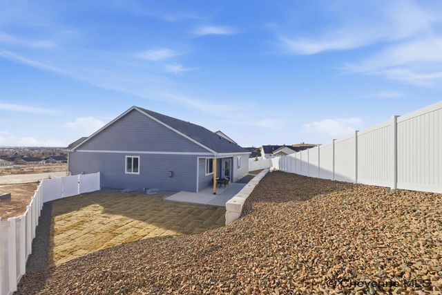 4015 FARTHING RD, Cheyenne, WY 82009