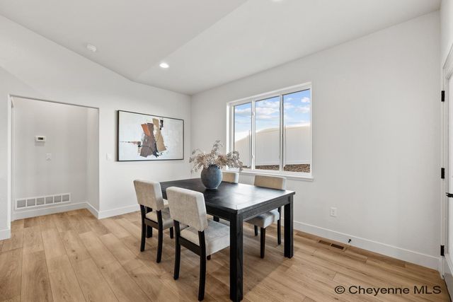 4015 FARTHING RD, Cheyenne, WY 82009