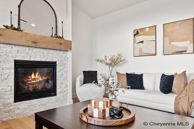 4015 FARTHING RD, Cheyenne, WY 82009
