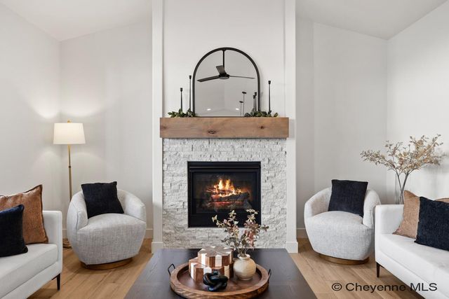 4015 FARTHING RD, Cheyenne, WY 82009