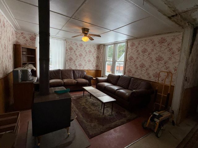 208 Main St, Alleghany, CA 95910