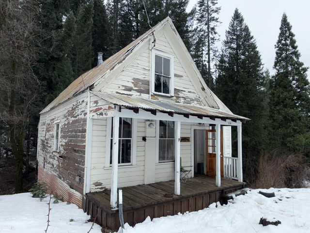 208 Main St, Alleghany, CA 95910
