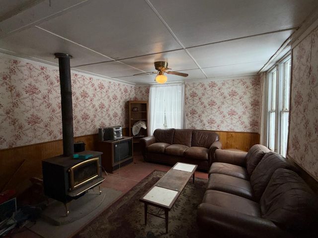 208 Main St, Alleghany, CA 95910