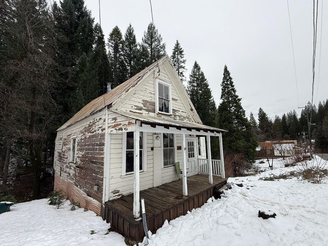 208 Main St, Alleghany, CA 95910