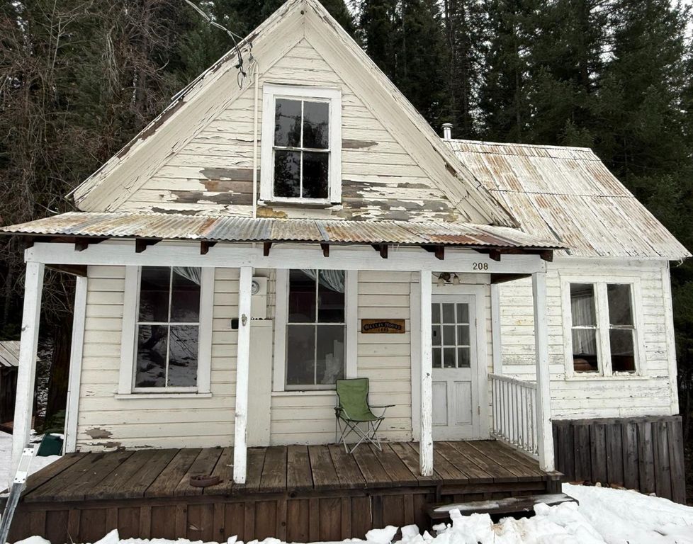 208 Main St, Alleghany, CA 95910