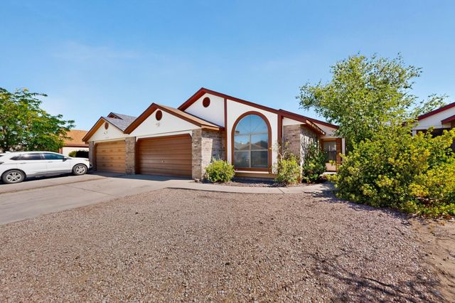 1954 Gomez Drive SW, Los Lunas, NM 87031