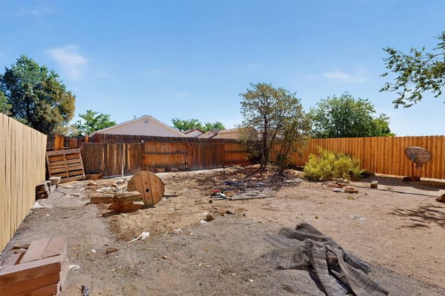 1954 Gomez Drive SW, Los Lunas, NM 87031