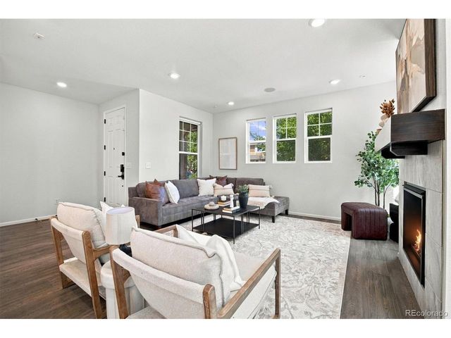 11460 E 26th Ave, Aurora, CO 80010