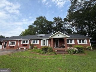 401 Latimore Avenue, Buford, GA 30518