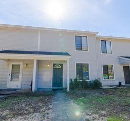 912 48Th Street, Niceville, FL 32578