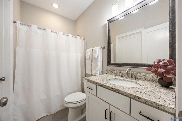 7008 Jane Elizabeth Drive, Owens Cross Roads, AL 35763