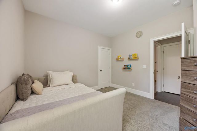7008 Jane Elizabeth Drive, Owens Cross Roads, AL 35763