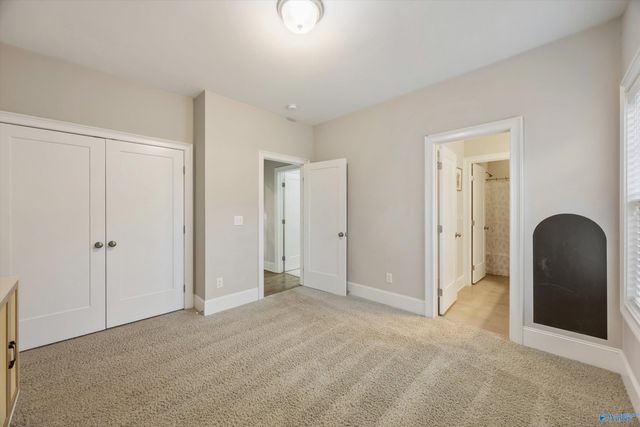 7008 Jane Elizabeth Drive, Owens Cross Roads, AL 35763