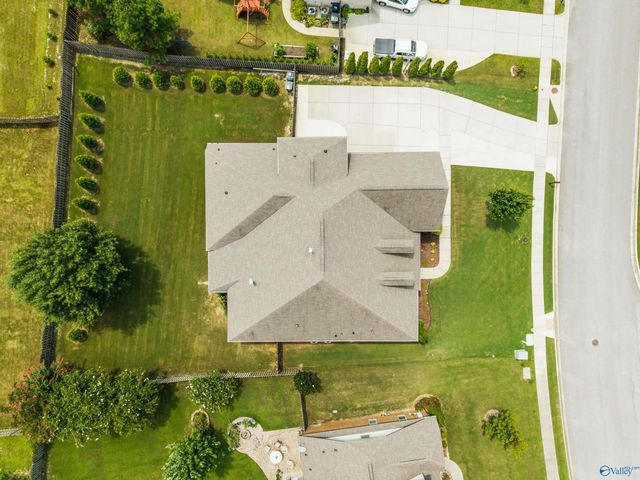 7008 Jane Elizabeth Drive, Owens Cross Roads, AL 35763