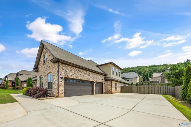 7008 Jane Elizabeth Drive, Owens Cross Roads, AL 35763