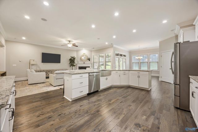 7008 Jane Elizabeth Drive, Owens Cross Roads, AL 35763