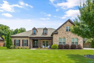 7008 Jane Elizabeth Drive, Owens Cross Roads, AL 35763