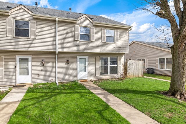 9 Fernwood Drive N, Bolingbrook, IL 60440