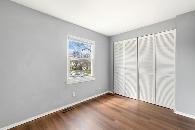 9 Fernwood Drive N, Bolingbrook, IL 60440