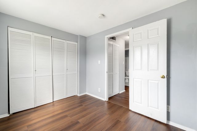 9 Fernwood Drive N, Bolingbrook, IL 60440