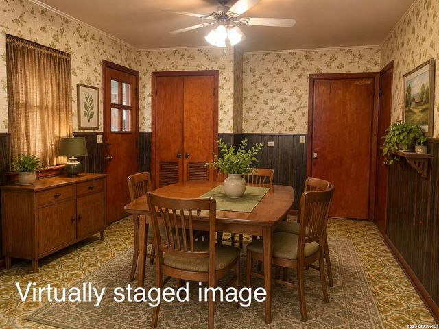 364 School Dr, Poteet, TX 78065