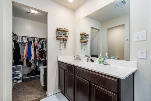 113 Blanco Drive, Huntsville, TX 77340