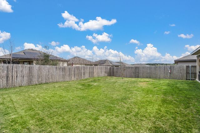 113 Blanco Drive, Huntsville, TX 77340