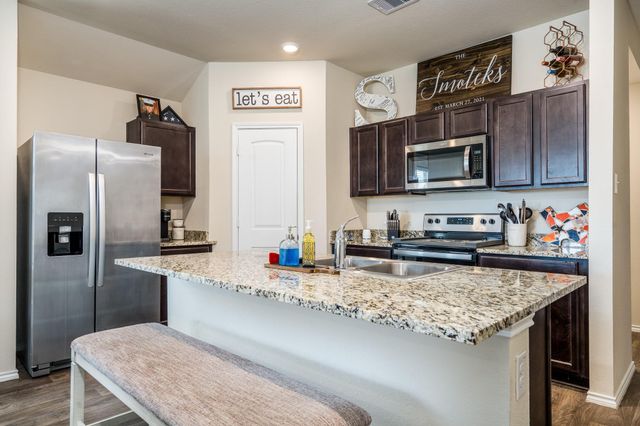 113 Blanco Drive, Huntsville, TX 77340