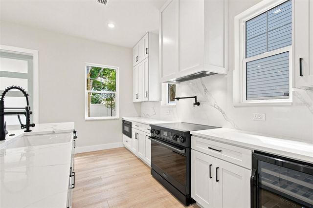5310 7TH AVENUE N, St Petersburg, FL 33710