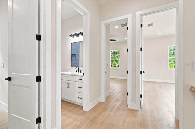 5310 7TH AVENUE N, St Petersburg, FL 33710