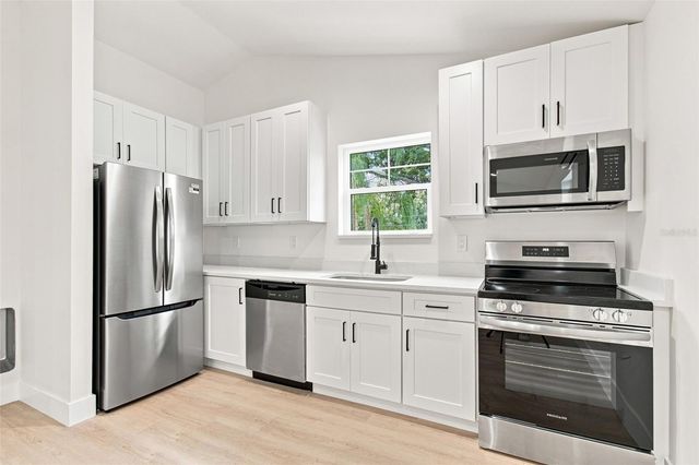 5310 7TH AVENUE N, St Petersburg, FL 33710