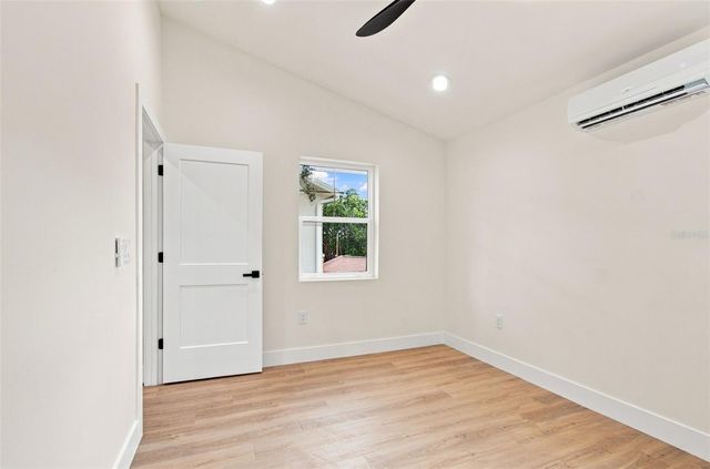 5310 7TH AVENUE N, St Petersburg, FL 33710
