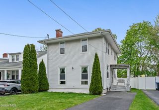 18 Oakwood Street, Albany, NY 12208