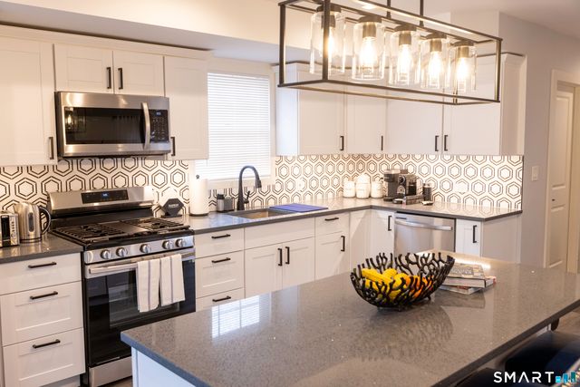 120 Stuyvesant Avenue, New Haven, CT 06512