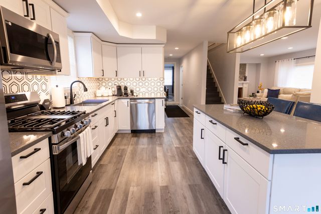 120 Stuyvesant Avenue, New Haven, CT 06512