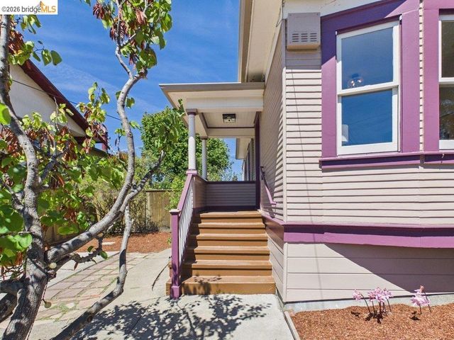 3621 Rhoda Ave, Oakland, CA 94602
