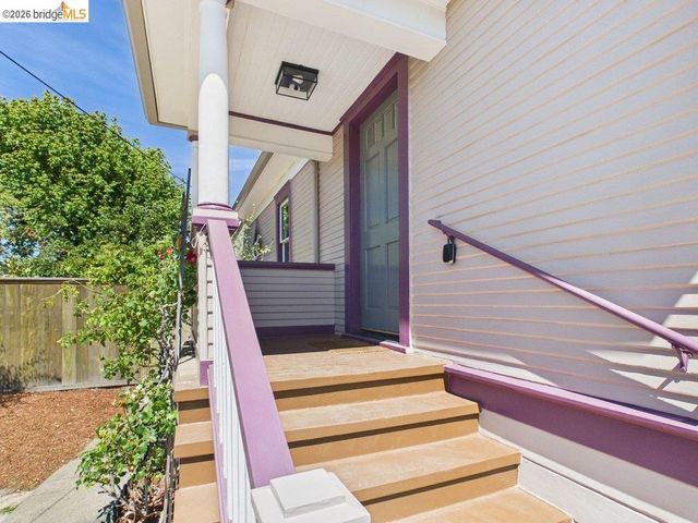 3621 Rhoda Ave, Oakland, CA 94602