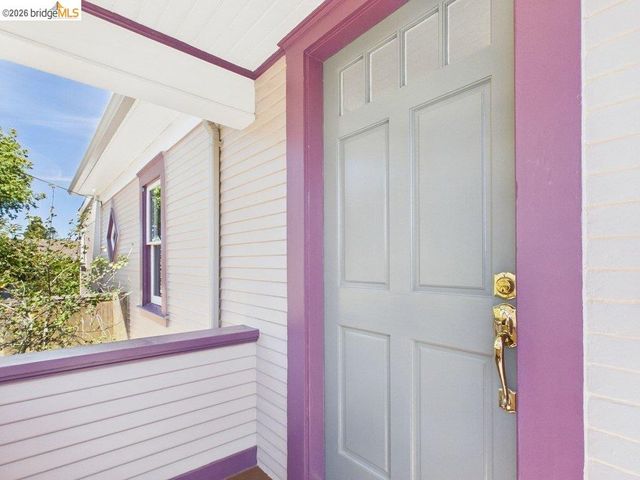 3621 Rhoda Ave, Oakland, CA 94602