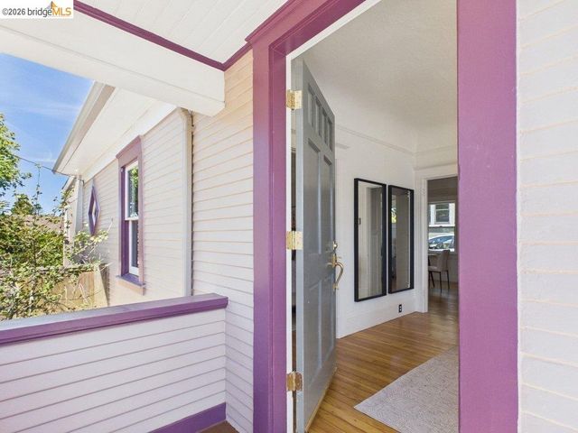 3621 Rhoda Ave, Oakland, CA 94602