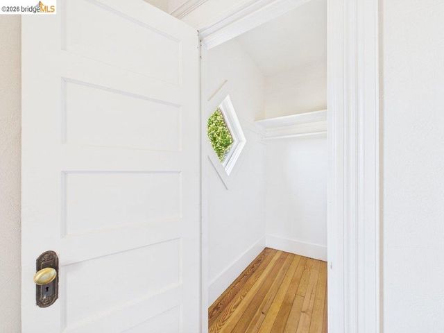 3621 Rhoda Ave, Oakland, CA 94602