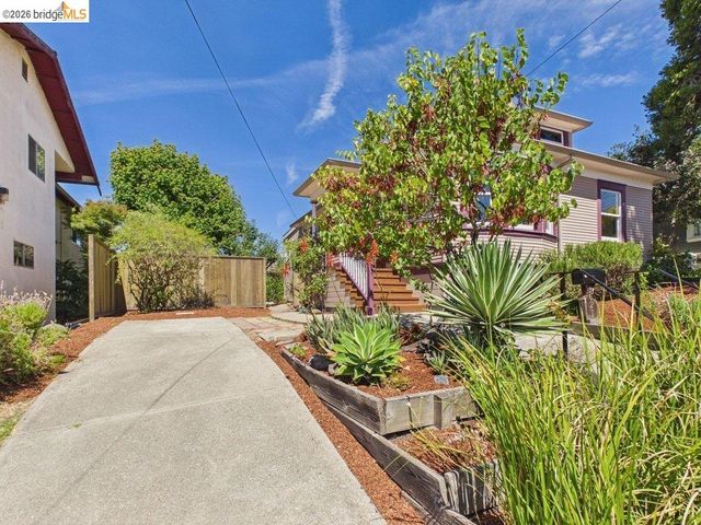 3621 Rhoda Ave, Oakland, CA 94602
