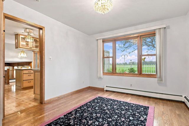 1810 Richmond ROAD, Twin Lakes, WI 53181