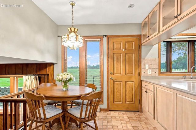 1810 Richmond ROAD, Twin Lakes, WI 53181