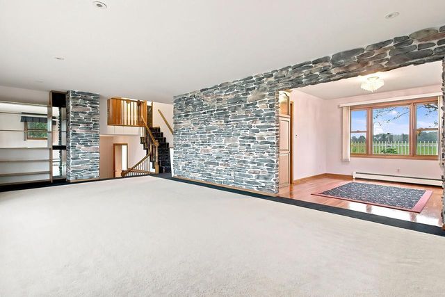 1810 Richmond ROAD, Twin Lakes, WI 53181