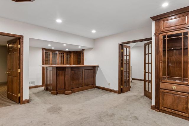 16318 Limerick Lane, Minnetonka, MN 55345