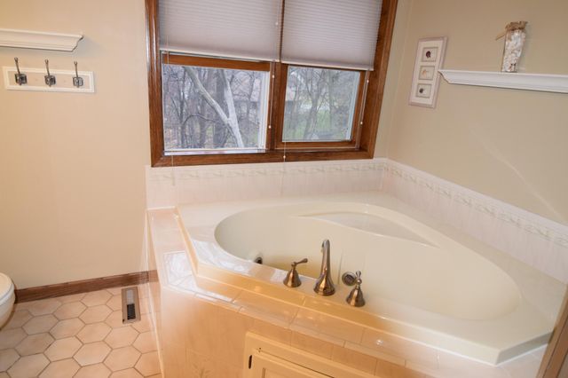 5410 S Park Drive, Savage, MN 55378