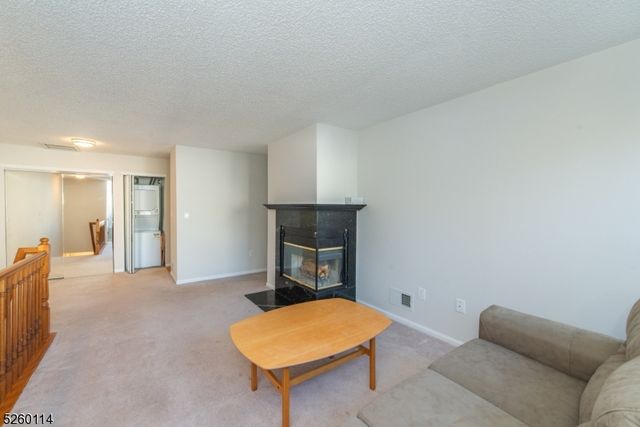 23 Heritage Ct, Montville Twp., NJ 07082